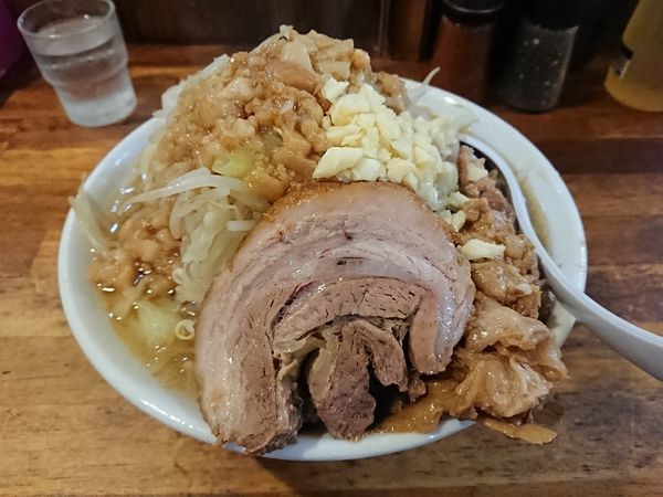 「らーめん中 800円」@男気らーめんアカギの写真