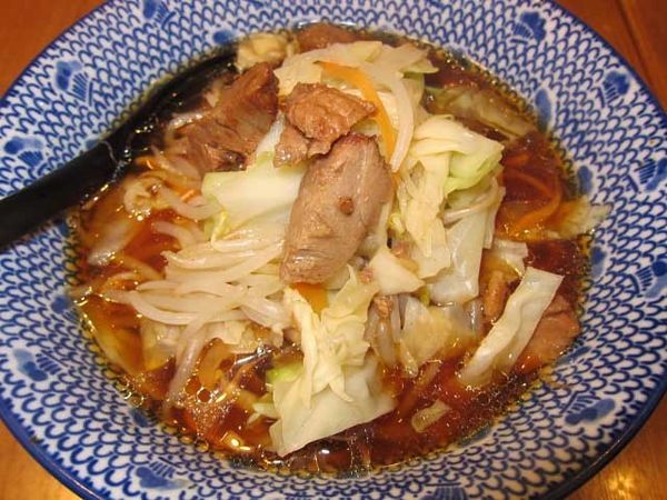 「とんさいらーめん醤油　740円」@麺処直久 新橋店の写真