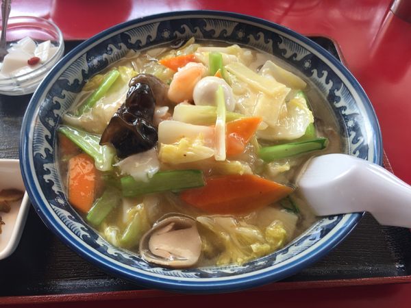 「海鮮タン麺と半炒飯」@青山餃子房の写真
