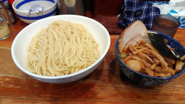 「冷や盛りメンマチャーシュー味玉大盛」@東池袋大勝軒 横濱西口店の写真