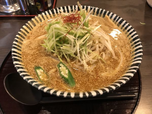 「薫寿黒カレーラーメン 850円」@めんや 薫寿の写真