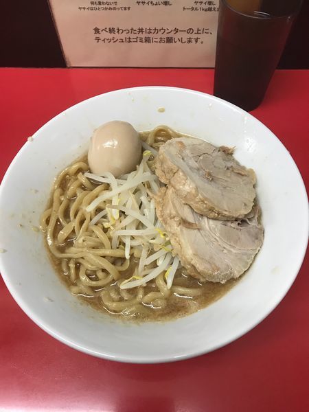 「ラーメン並 野菜少な目 ニンニク」@びんびん豚の写真