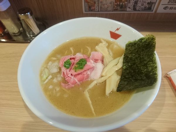 「蟹ラーメン ８５０円」@crab台風。の写真