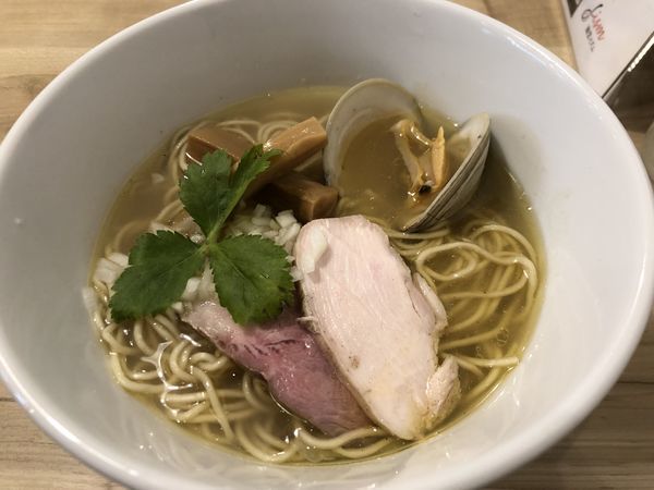 「イズムのらーめん・塩（850円）」@麺堂イズムの写真