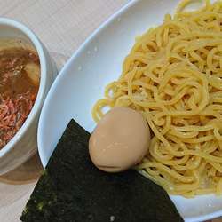 海老つけ麺(880円)