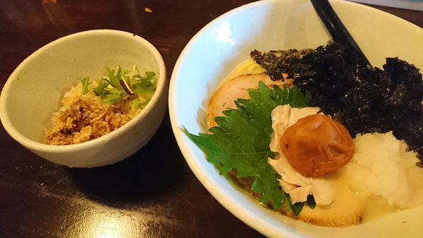 「梅海苔しおらーめん800円」@ら麺 はちにの写真
