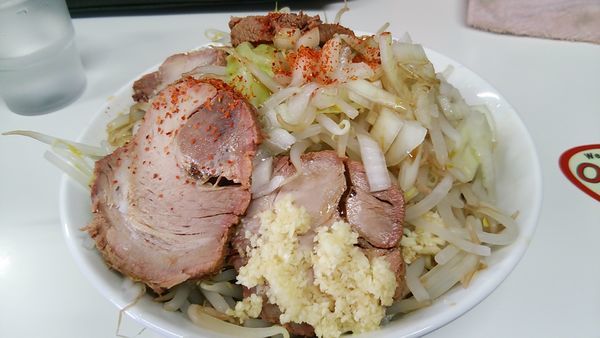 「ラーメン　ブタ増し　玉ねぎ足し」@ぶたまるの写真