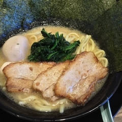 横浜家系濃厚とんこつラーメン 本気家の画像