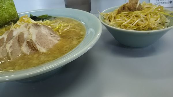 「ネギチャーシュー麺 ネギ丼セット」@ラーメンショップ 稲穂通り店の写真