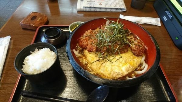 「三元豚のかつうどん」@みくりやうどんの写真