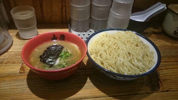 「豚鶏つけめん・特盛　￥１０００」@赤備の写真