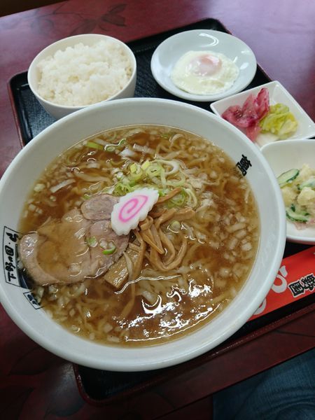 「佐野らーめんセット 850円」@青竹手打ち佐野らーめん 萬の写真
