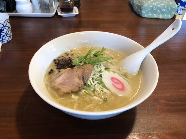 「塩らーめん」@食楽 笑麺の写真