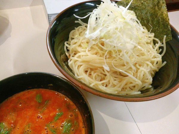 「赤つけそば ￥890・辛さマシ ￥50」@つけ麺誉の写真