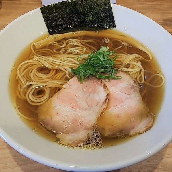 「醤油らーめん」@らーめん にじいろの写真