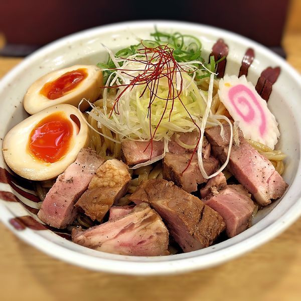 「味玉魚介まぜそば」@らーめん 香澄 中崎町店の写真