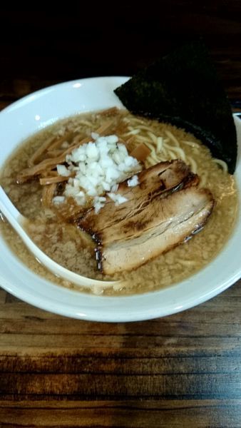 「背脂煮干ラーメン（750円）」@八王子 響の写真