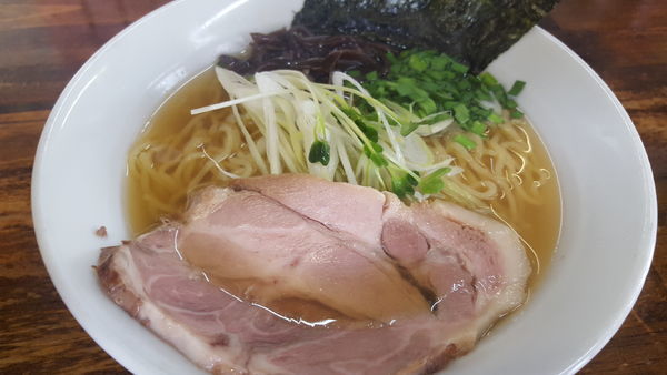 「醤油ラーメン＋味玉」@麺処 丹治の写真