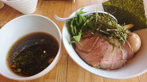 「特製甲州地鶏つけソバ(1200円)」@湖麺屋 Reel Cafeの写真