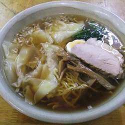 わんたんめん（600円）
