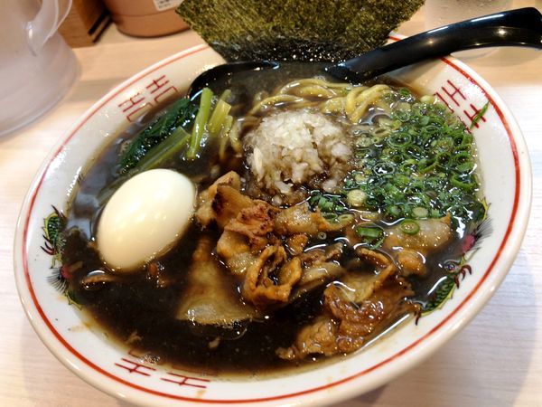 「中華そば＋豚バラ丼」@中華そば まるはの写真