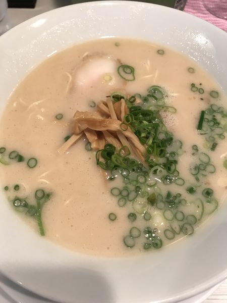 「らーめん」@博多麺酒房 マルヨの写真