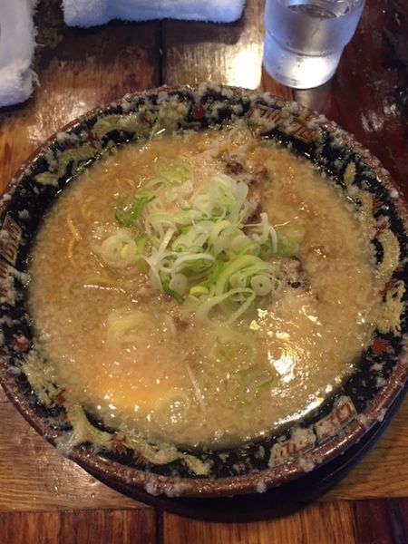 「らーめん　680円　脂多め・ニンニク多め」@らーめん 平太周 味庵の写真