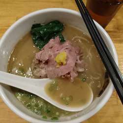 濃厚真鯛ラーメン