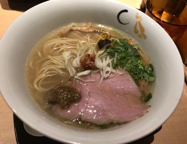 「真鯛と蛤の塩そば」@SOBAHOUSE 金色不如帰 新宿御苑本店の写真