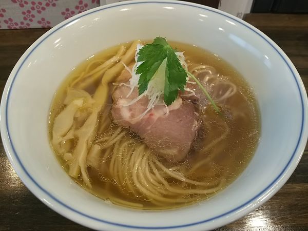 「塩らぁ麺　※恥ずかしながら鶏チャーシュー抜き」@らぁ麺  麦一粒の写真
