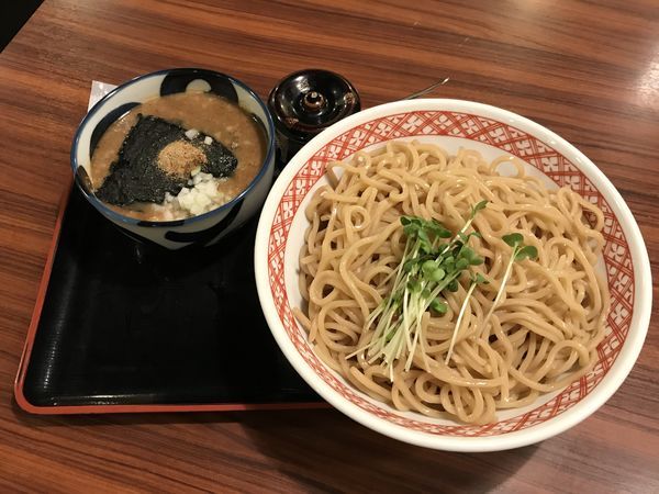 濃厚煮干しつけ麺