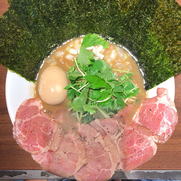 「濃厚 烏賊煮干 具だくさん特製（醤油味）」@麺屋 ねむ瑠の写真