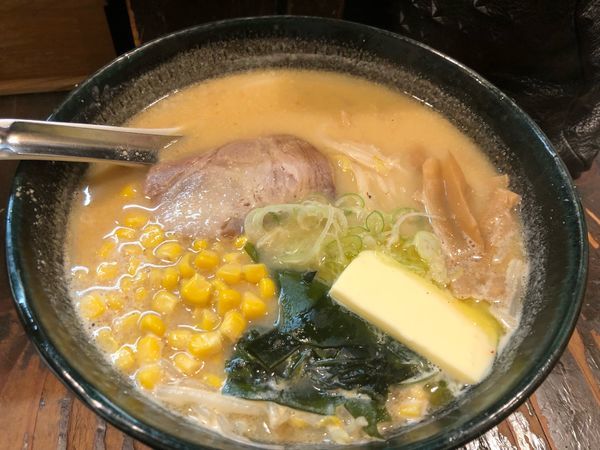 「味噌バターコーンラーメン」@北海道らーめん 味丸 渋谷宇田川店の写真