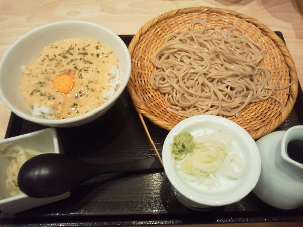 「山かけトロロ丼と蕎麦 780円+tax」@ソバキチ 池袋東武店の写真
