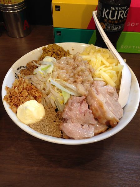 「汁なしキーマ(小)豚2枚、チーズ、黒烏龍茶」@RAMEN NOROSHI 東大宮の写真