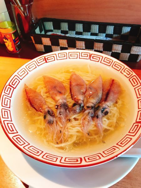 「富山新湊直送 生ホタルイカの塩冷やしラーメン&漬け丼1000円」@食堂酒場 Graciaの写真