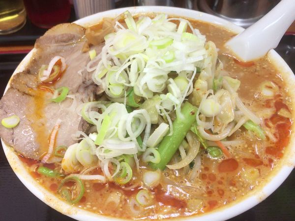 「辛味噌野菜ラーメン大盛り」@北海とんこつらーめん 純輝 神栖店の写真