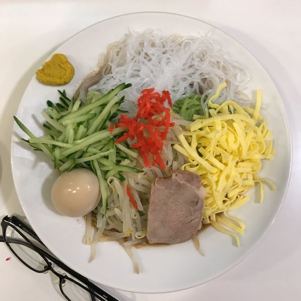 「冷し中華 大盛＋味付け玉子」@博多天神 池袋店の写真