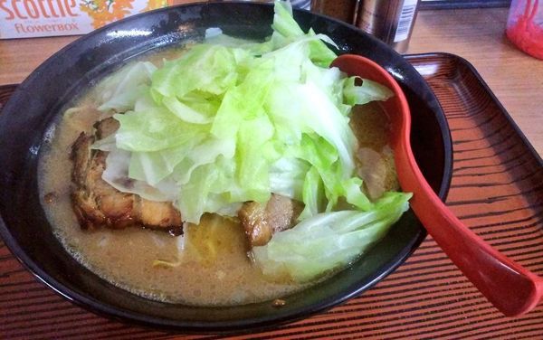 「ラーメン並＋キャベツ」@楽萬家の写真