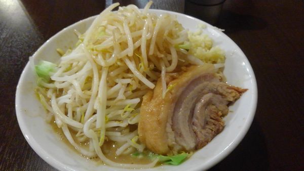 「ミニラーメン 780円 (ヤサイ・ニンニク・カラメ)」@ちばから 渋谷道玄坂店の写真