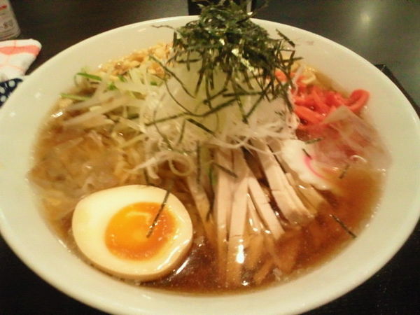 「山形名物冷やしラーメン大盛 750円」@六文銭の写真