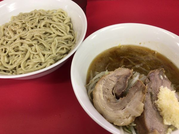 「つけ麺(ごま油)+小ラーメン(ニンニク)850円」@ラーメン二郎 茨城守谷店の写真