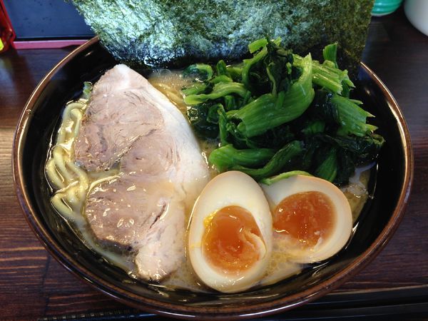 「味玉ラーメン」@横浜家系ラーメン 剛力家の写真