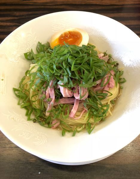 「気まぐれ限定 トリュフオイルの冷やしぶっかけ￥800」@稲荷屋の写真