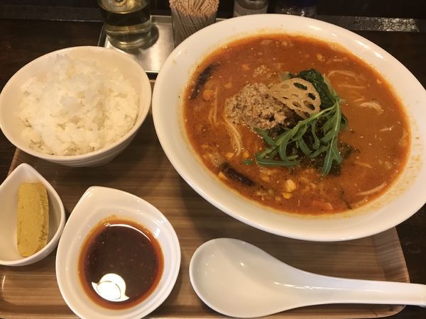 「担々麺 追い飯セット しょうゆ 辛味増し 950円」@麺香 れんげの写真