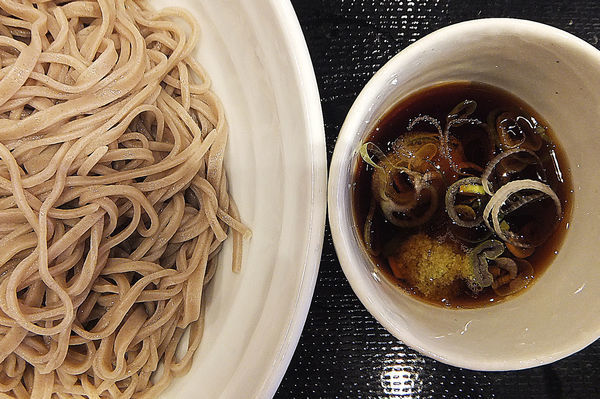 「もりそば(大盛)」@焼鳥日高 せんげん台西口店の写真