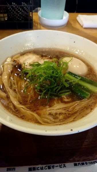「味玉べこ醤油ラーメン（８８０円）」@tamazouの写真