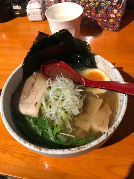 「焼きアゴラーメン➕麺固め」@麺屋 へうげものの写真