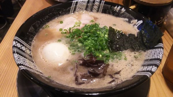 「味玉ラーメン￥750」@博多一双 博多駅東本店の写真