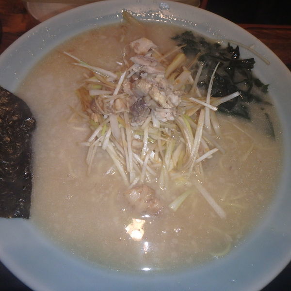 「ネギラーメン(並) (680円)、ネギライス(200円)」@麺ショップ 花路の写真